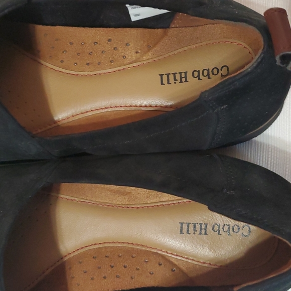 Shoes - Picture 6 of 7